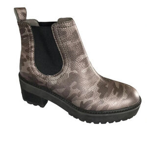 Paolo Metallic Camo Slip On Bootie  Sz: 8.5